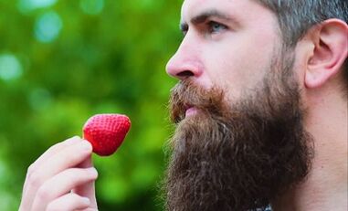 Eat berries to improve power
